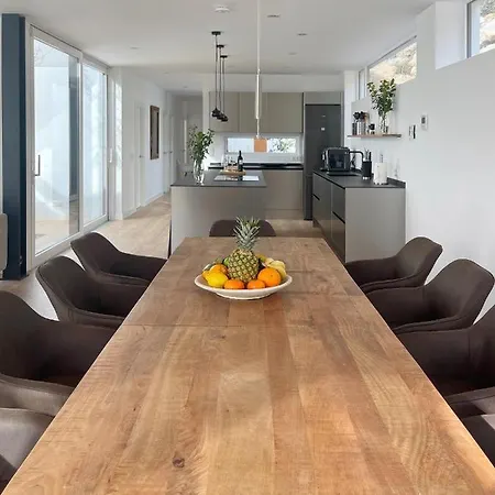 Velas Villa